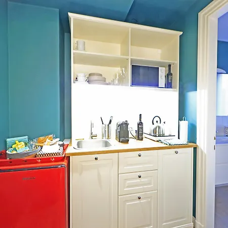 Casa Di Paolo A Fontana Di Trevi Rzym
