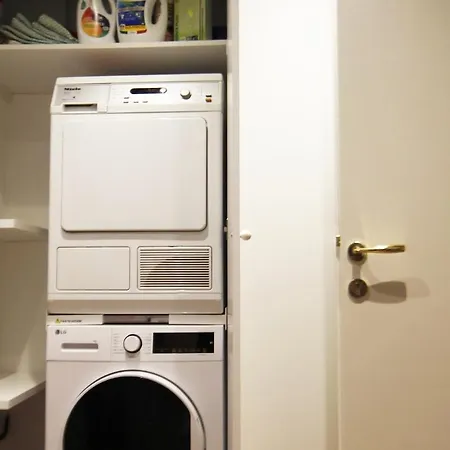 Apartament Casa Di Paolo A Fontana Di Trevi Rzym